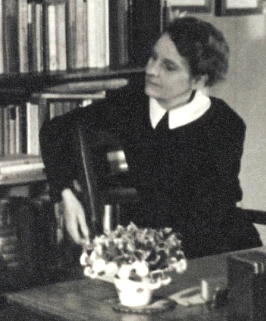 Сильвия Бич в Shakespeare and Company, Париж, 1920 — издательница «Улисса»